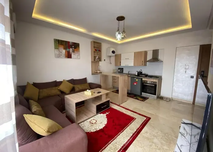 Luxury Apartment With Pool, Parking And 24H Security , Marrakech Center